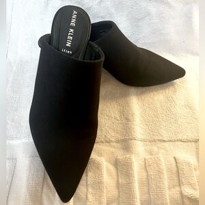 Anne Klein | Impress Kitten Mule | size 8 1/2